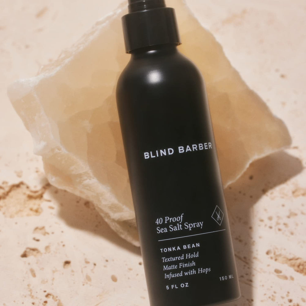 Blind Barber 40 Proof Sea Salt Spray: acabado mate con cuerpo natural.