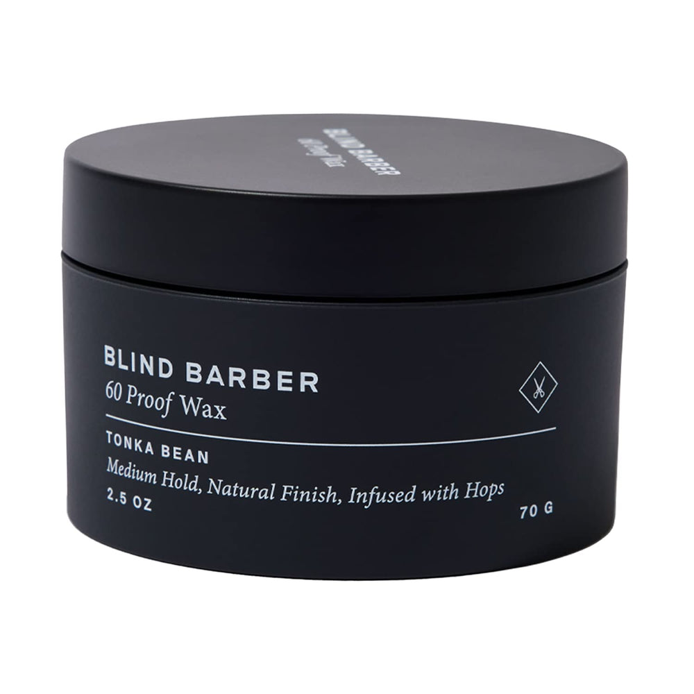 Blind Barber 60 Proof cera para cabello en envase, listo para peinar con acabado natural.