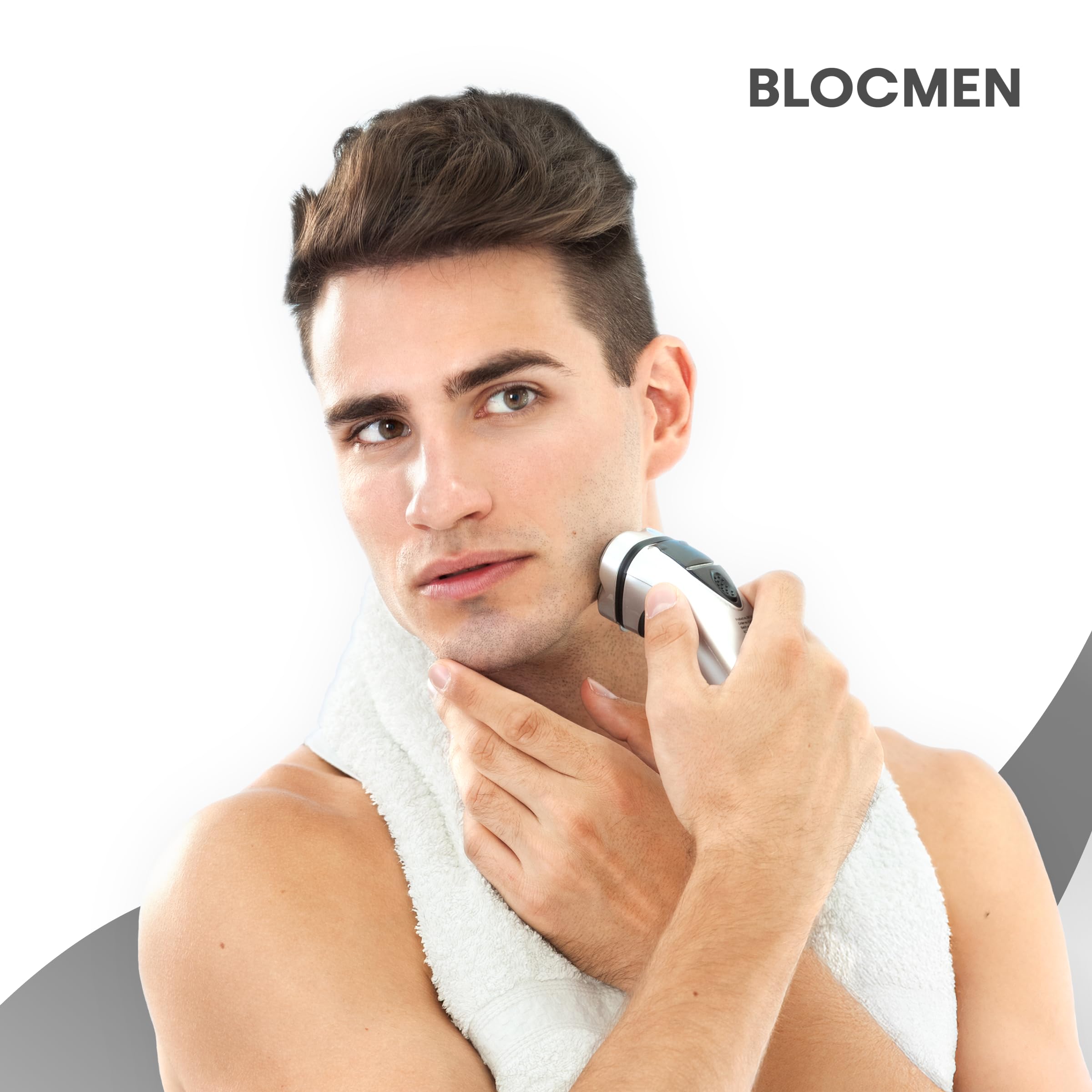 Blocmen Derma Pre Shave Powder Stick emits a light fragrance for unobtrusive use.