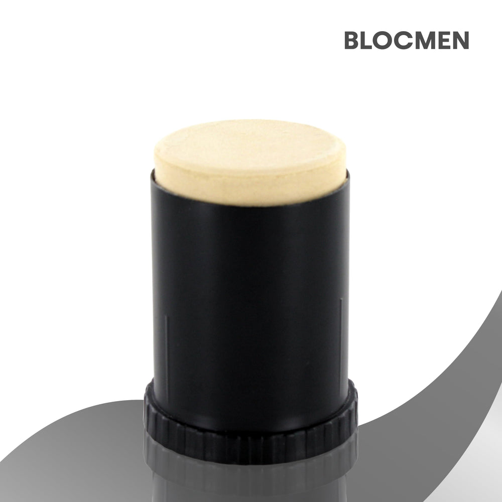 Blocmen Original Pre Shave Powder Stick textura fina para una aplicación suave.