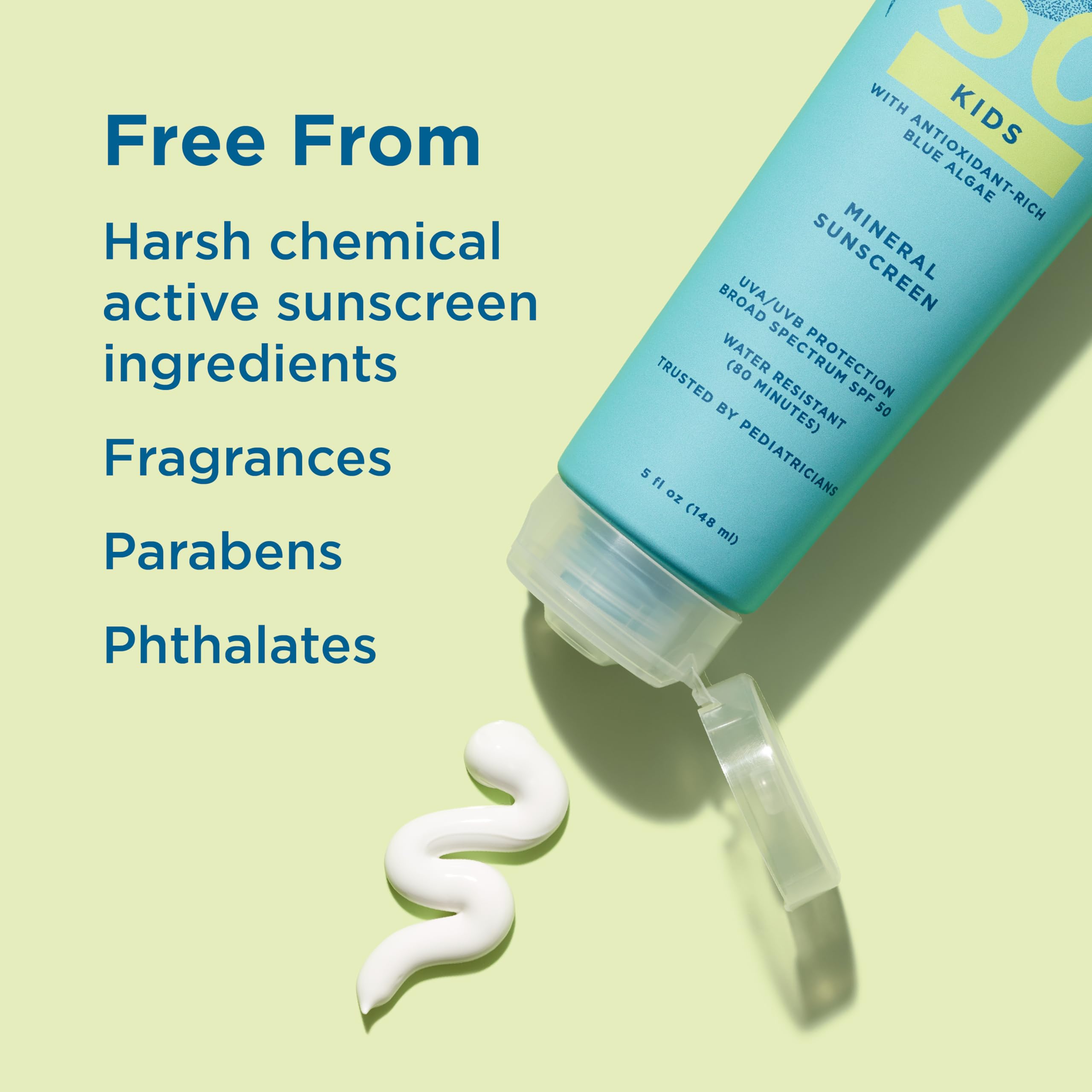 Blue Lizard Kids Mineral SPF 50, con algas azules antioxidantes para cuidado suave.