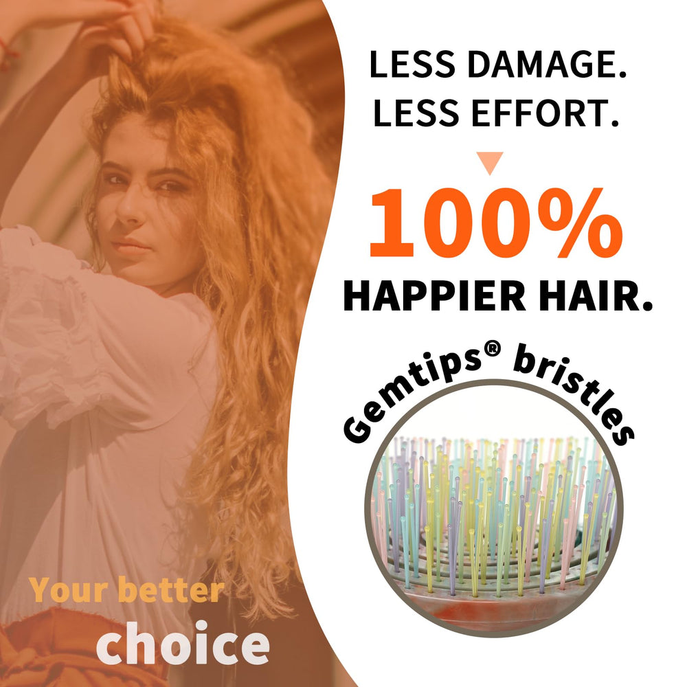 BLUSHMARKS rounded-tips-bristles soften scalp contact and increase comfort.