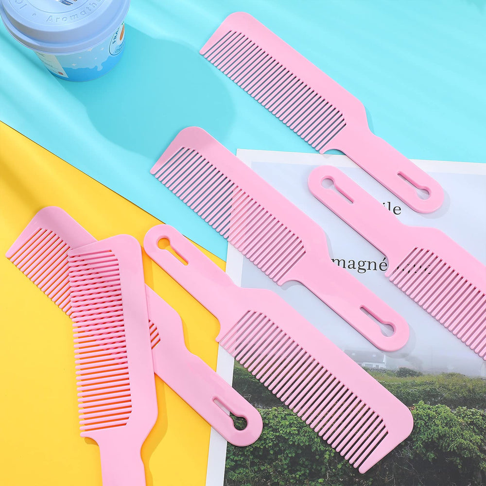 Boao hang-hole design keeps combs organized between uses