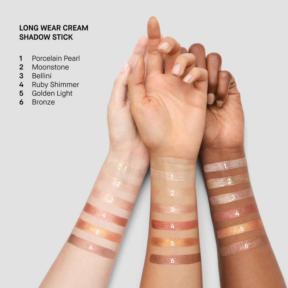 Shimmer finish swatch highlighting corners for brighter, lifted-looking eyes.
