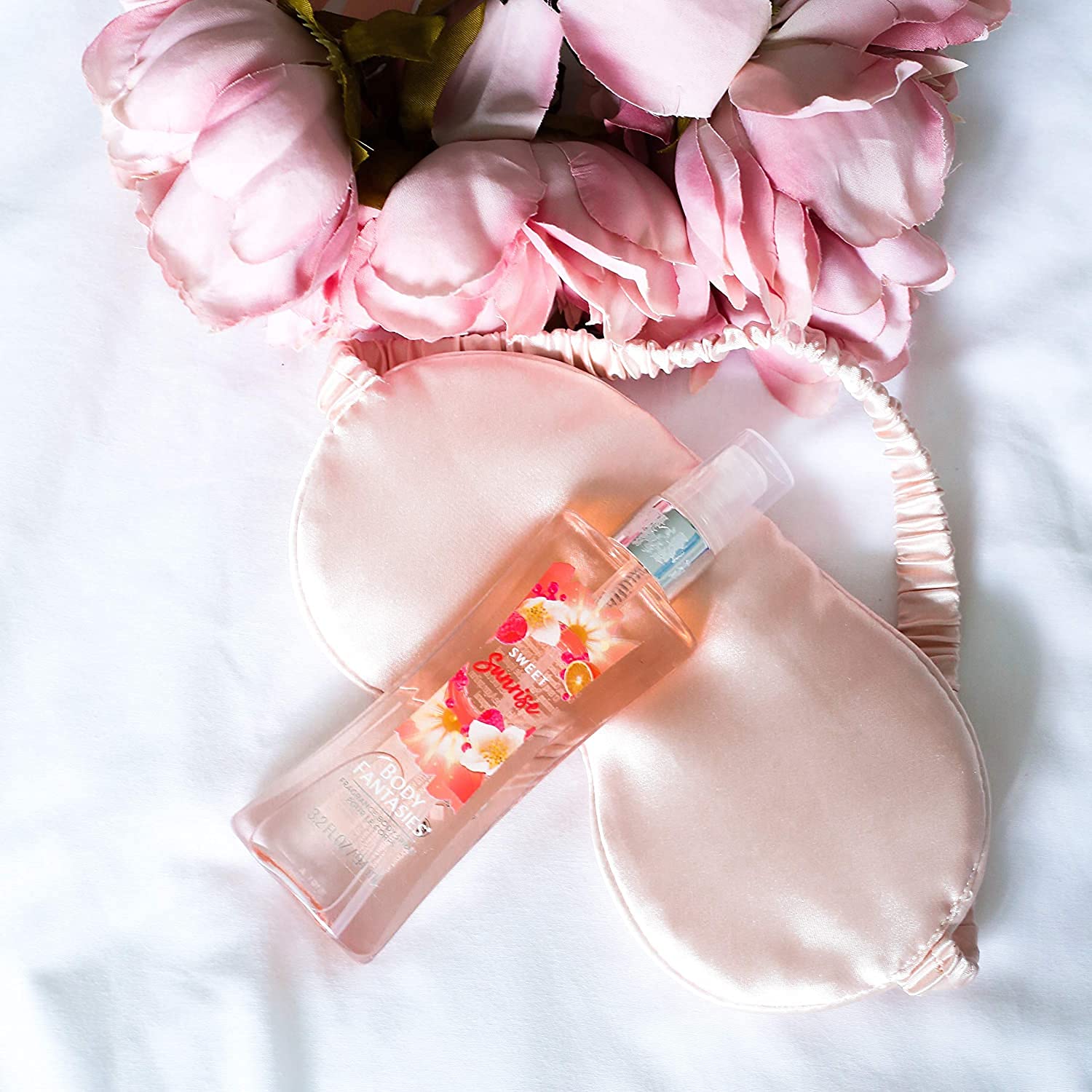 Body Fantasies Sweet Sunrise Neck Application for all-day freshness