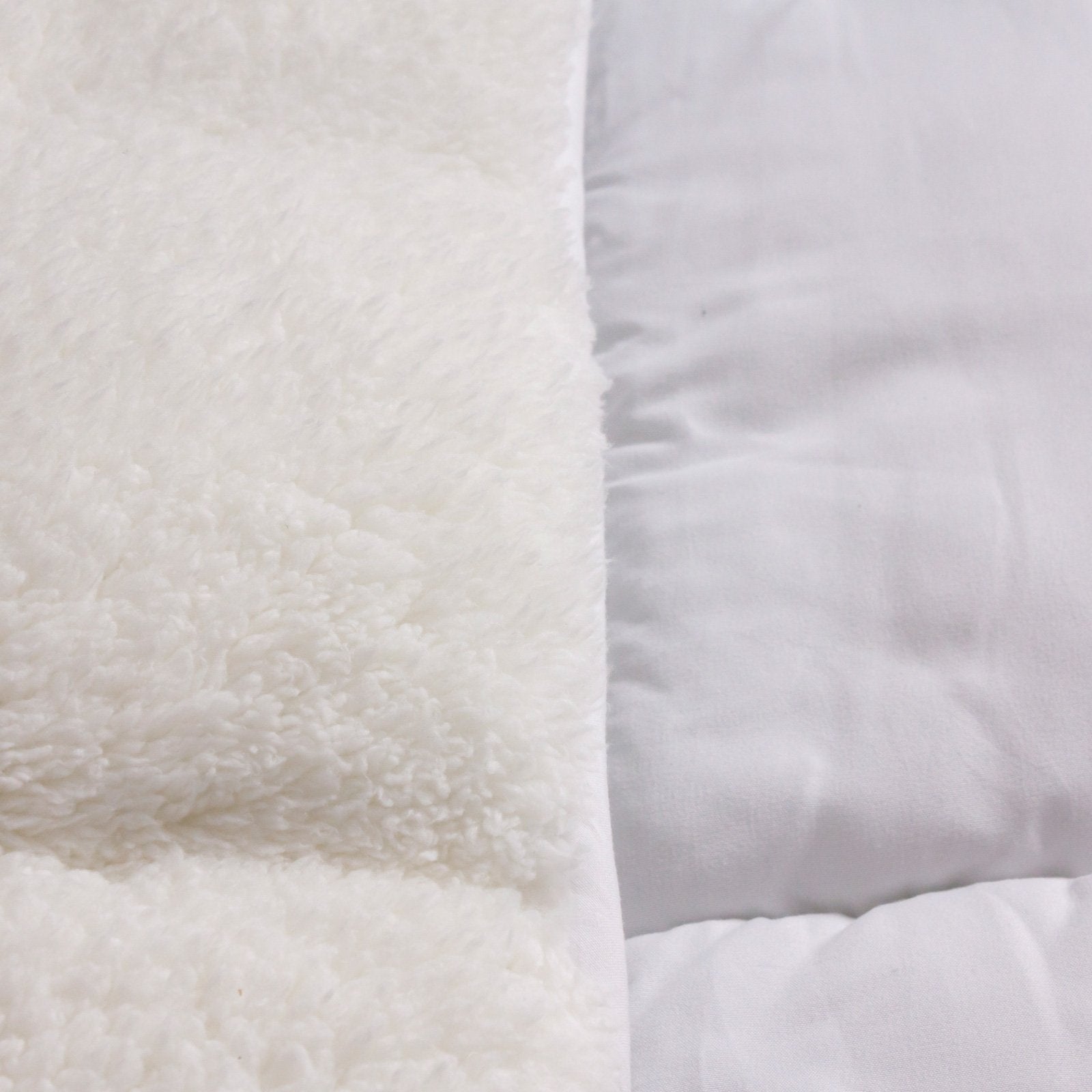 Body Linen Abundance Deluxe vacuum packaging signaling efficient shipping and waste reduction.
