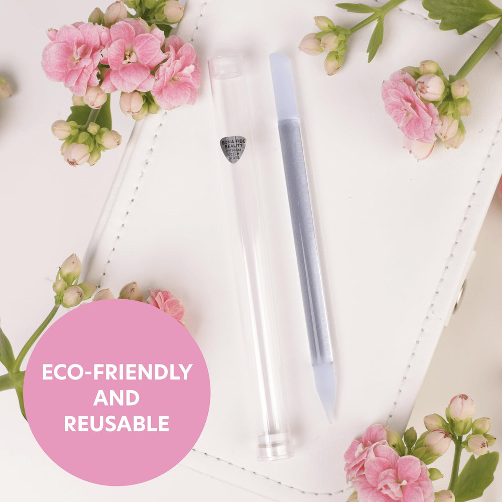 Bona Fide Beauty travel-friendly pusher fits neatly into your kit.
