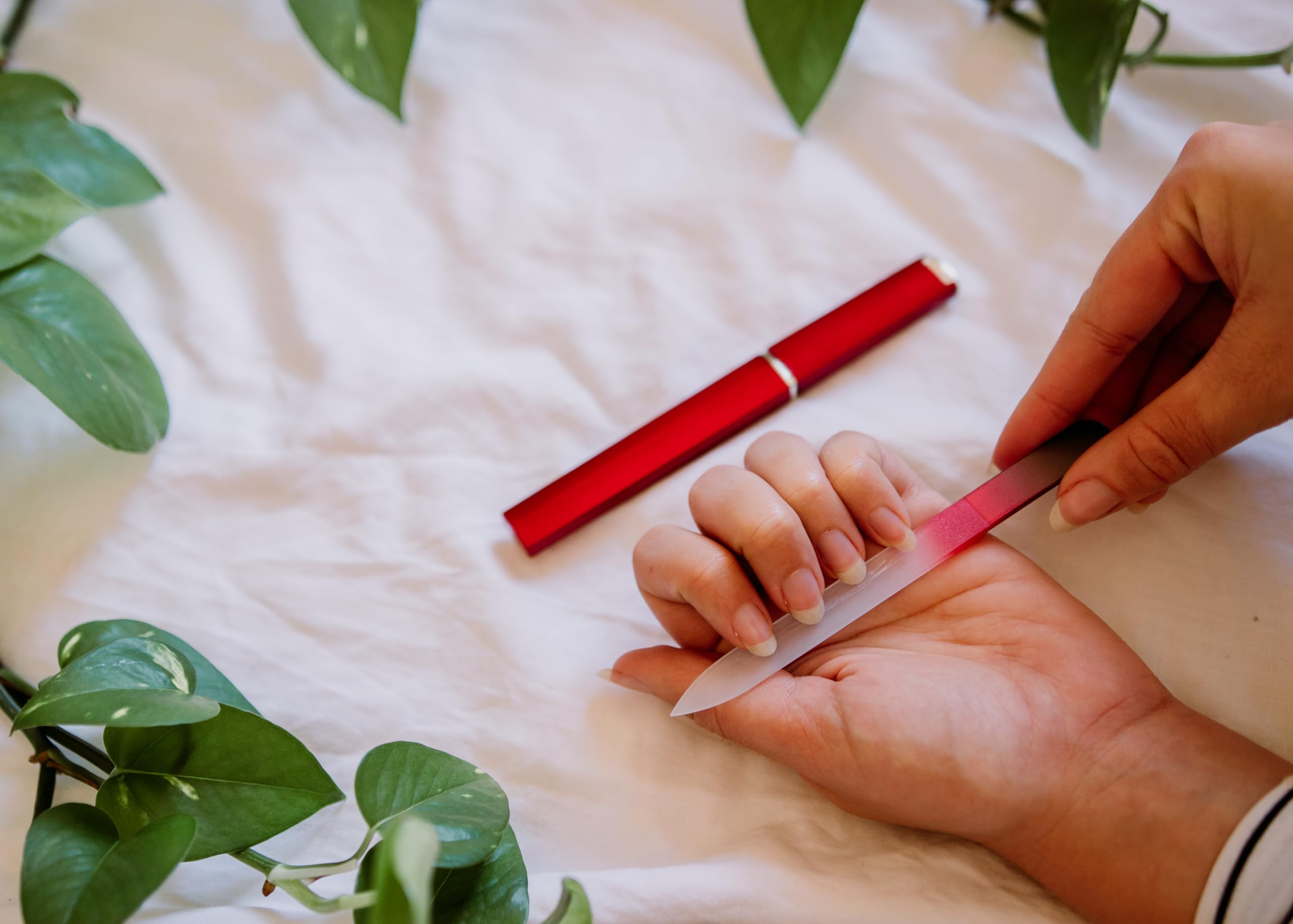 Bona Fide Beauty travel-friendly case protects the nail file during transit.