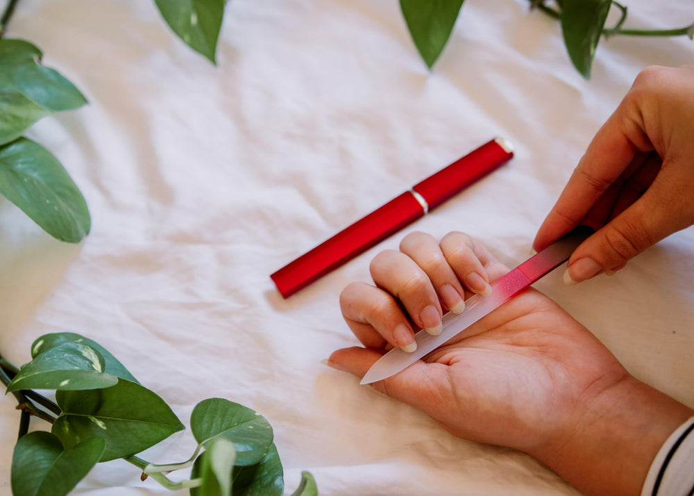 Bona Fide Beauty travel-friendly case protects the nail file during transit.