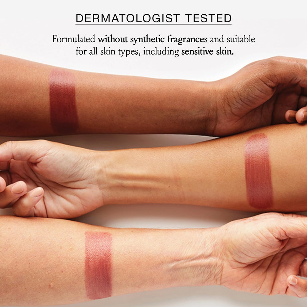 BOOM! Boomstick Color delivers a dewy glow on skin