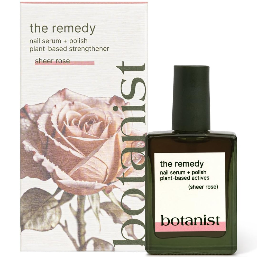 Botanist Nails El Remedio, botella rosada para uñas debilitadas.