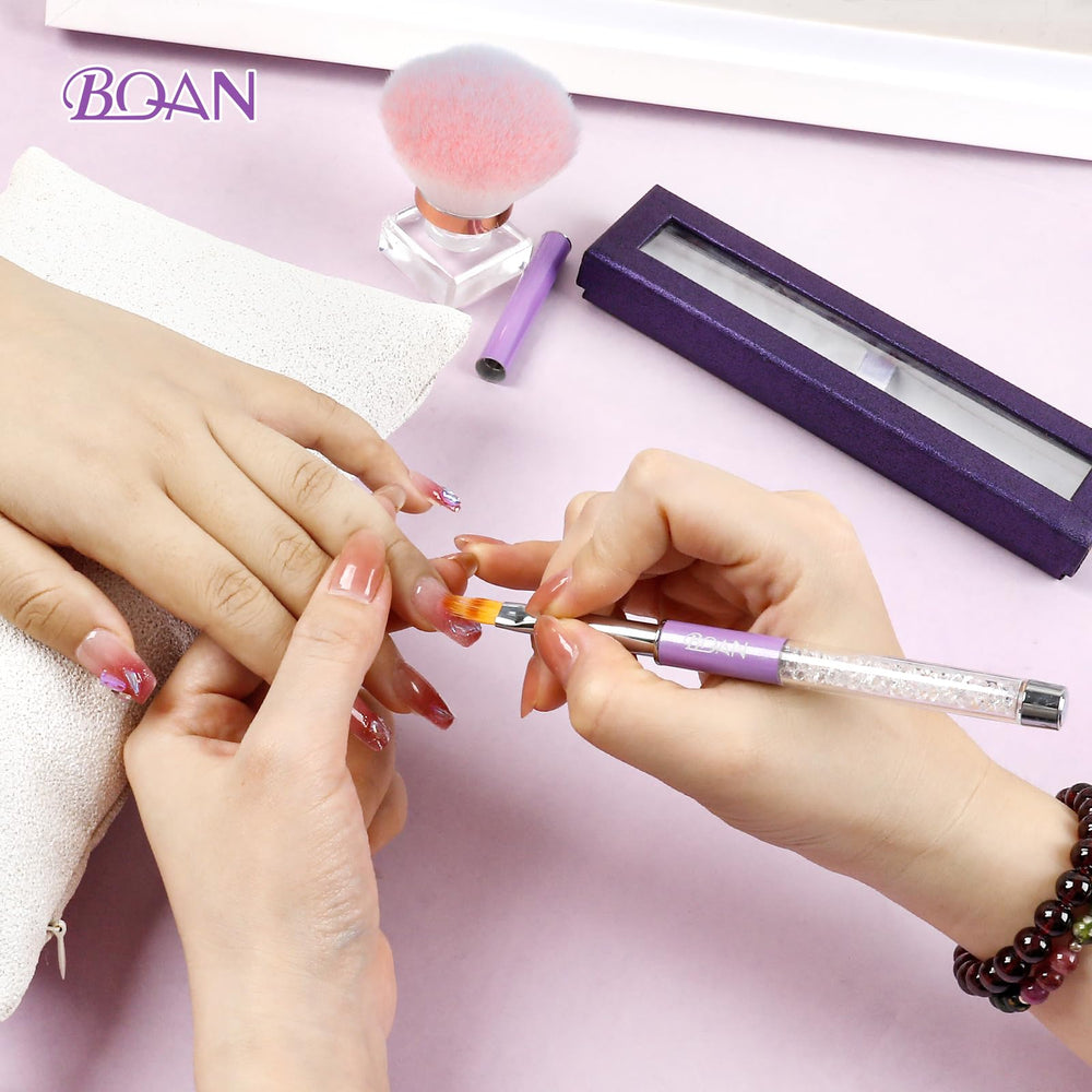 BQAN DIY nail art setup featuring the ombre brush.