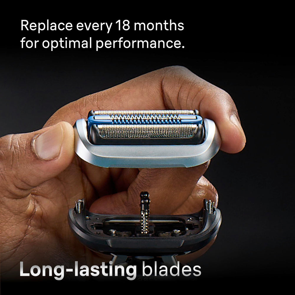 Braun Series 7 7171cc SmartCare Center keeps shaver clean and ready