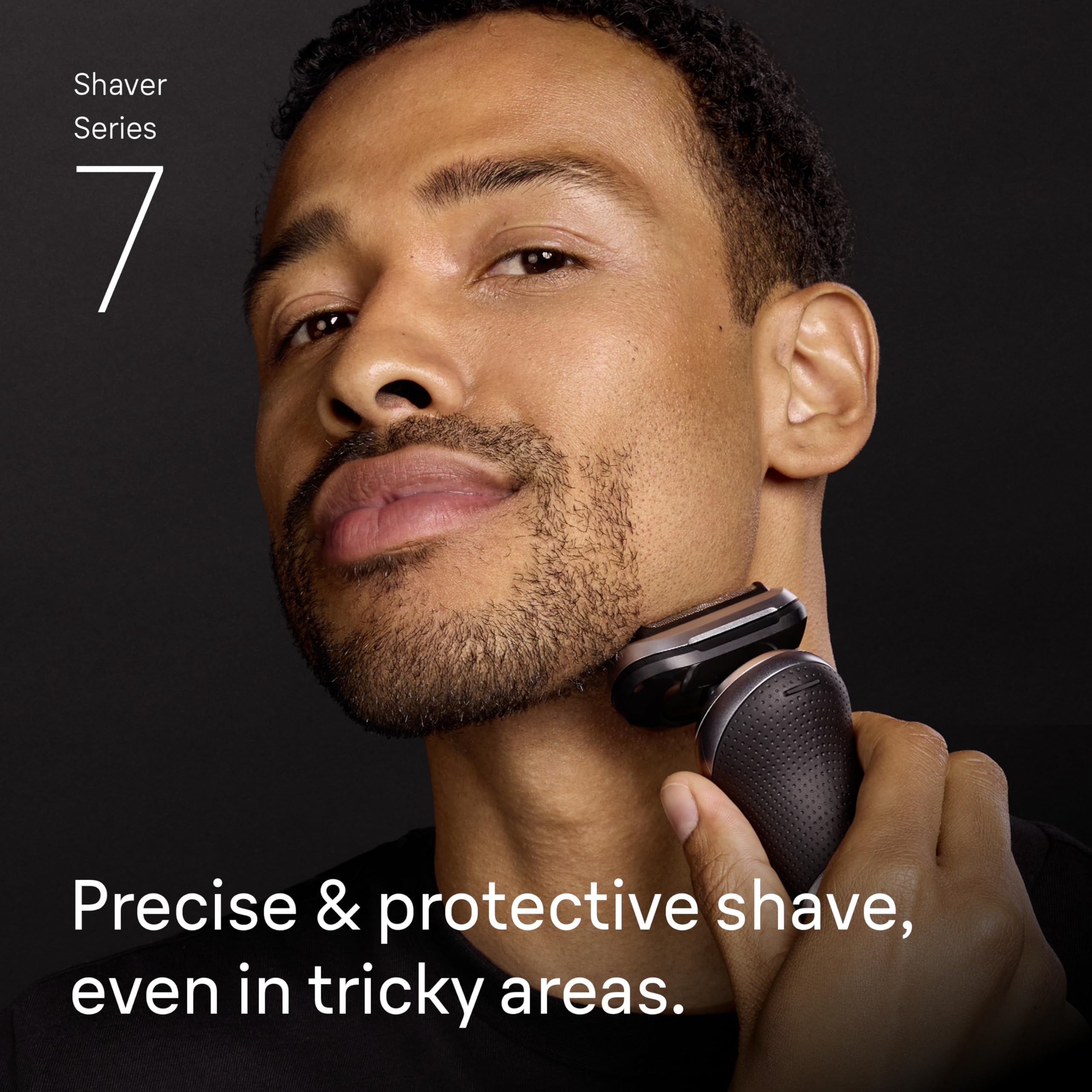 Braun Series 7 7171cc wet-dry use demonstrates waterproof convenience