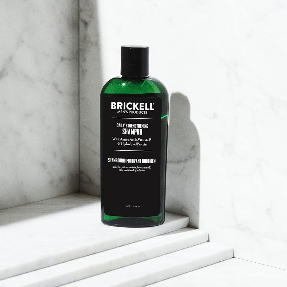 Brickell Champú con menta y árbol de té, aroma vigorizante para cuero cabelludo