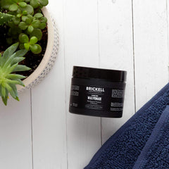 Brickell Pomada Flexible, brillo natural que realza el aspecto sin aspecto grasoso.