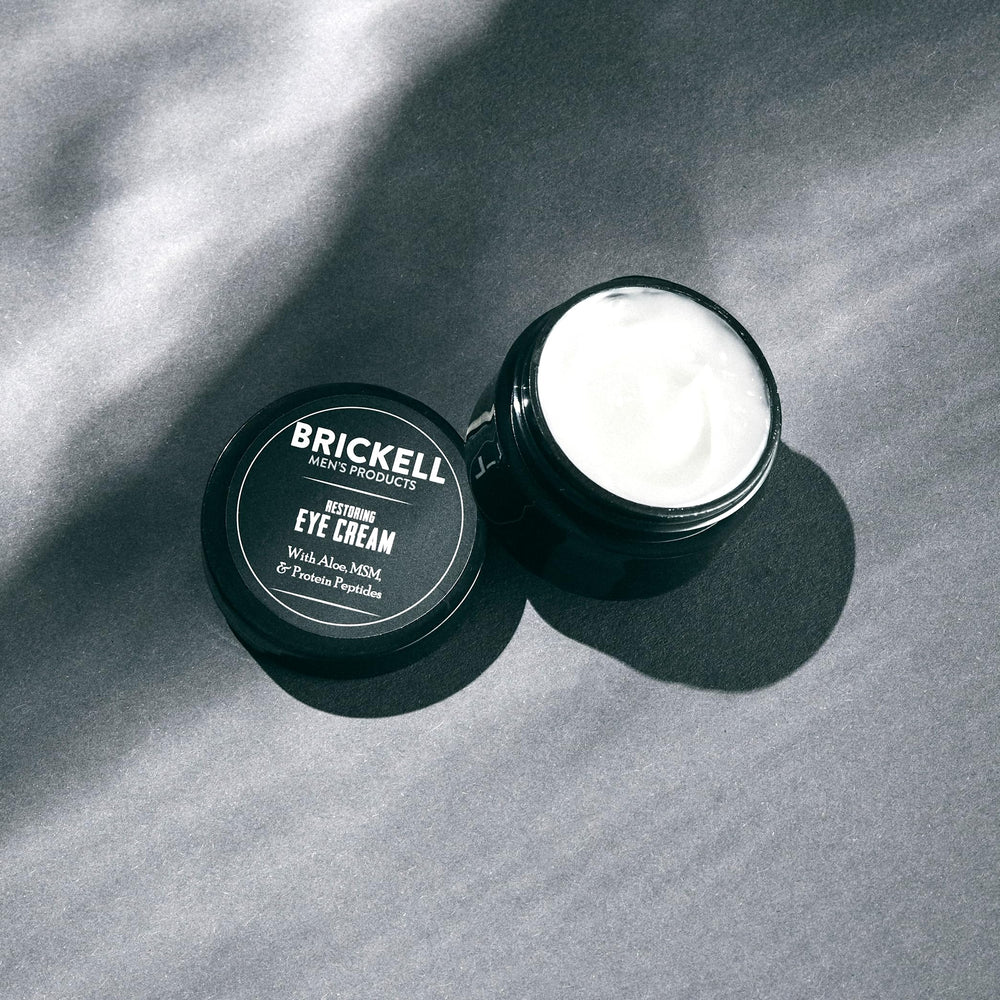 Caffeine and green tea extracts in Brickell eye cream for refreshed eyes
