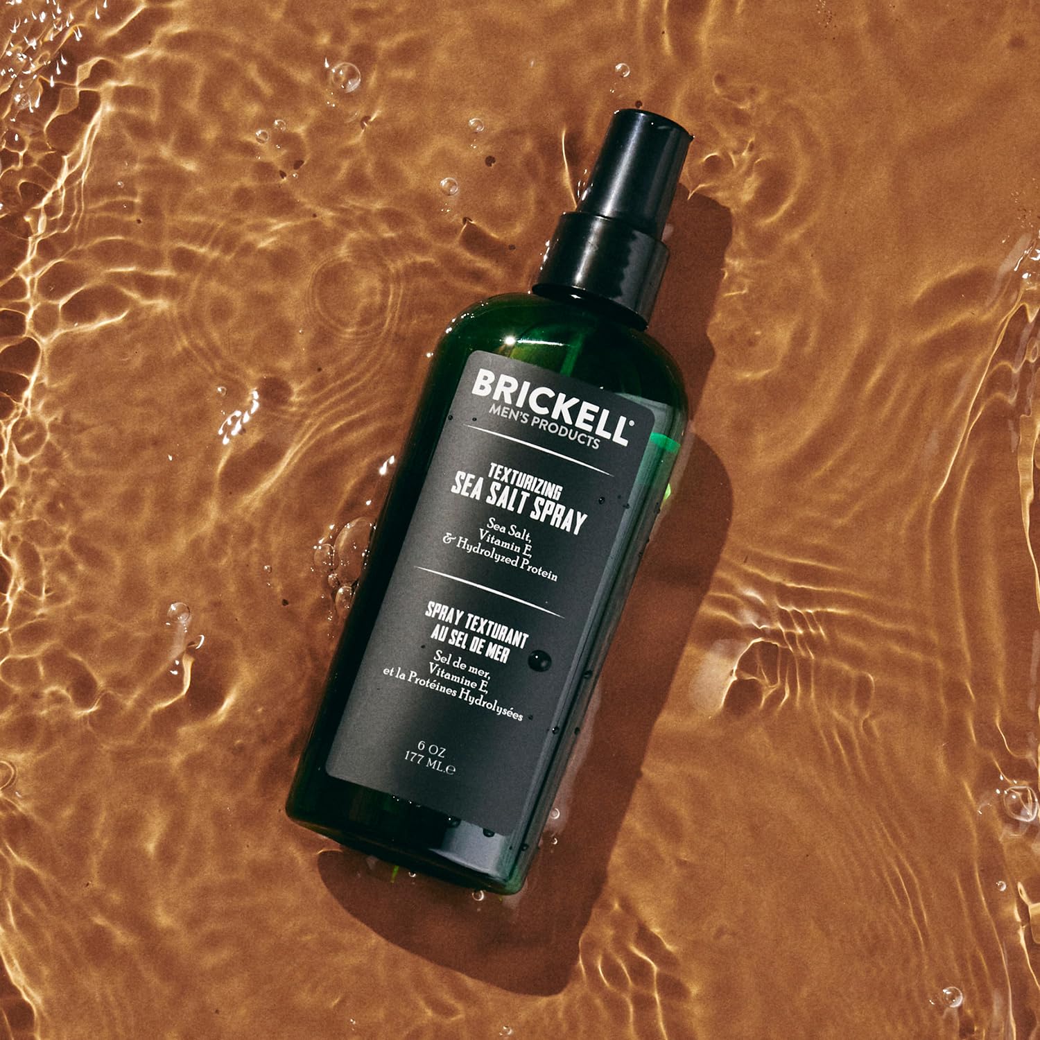 Alcohol-free Brickell spray for lightweight, comfortable wear.