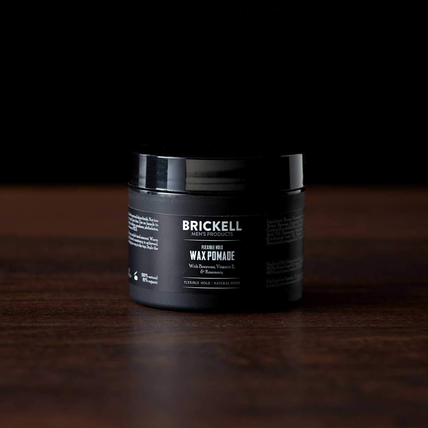 Brickell Presentacion ecologica, caja limpia que protege el producto durante el transporte.