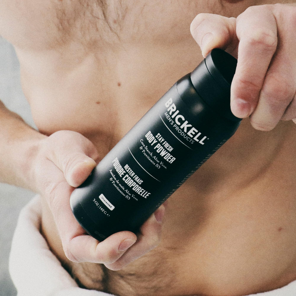 Ingredientes naturales de Brickell Stay Fresh, aloe vera para cuidado suave de la piel.