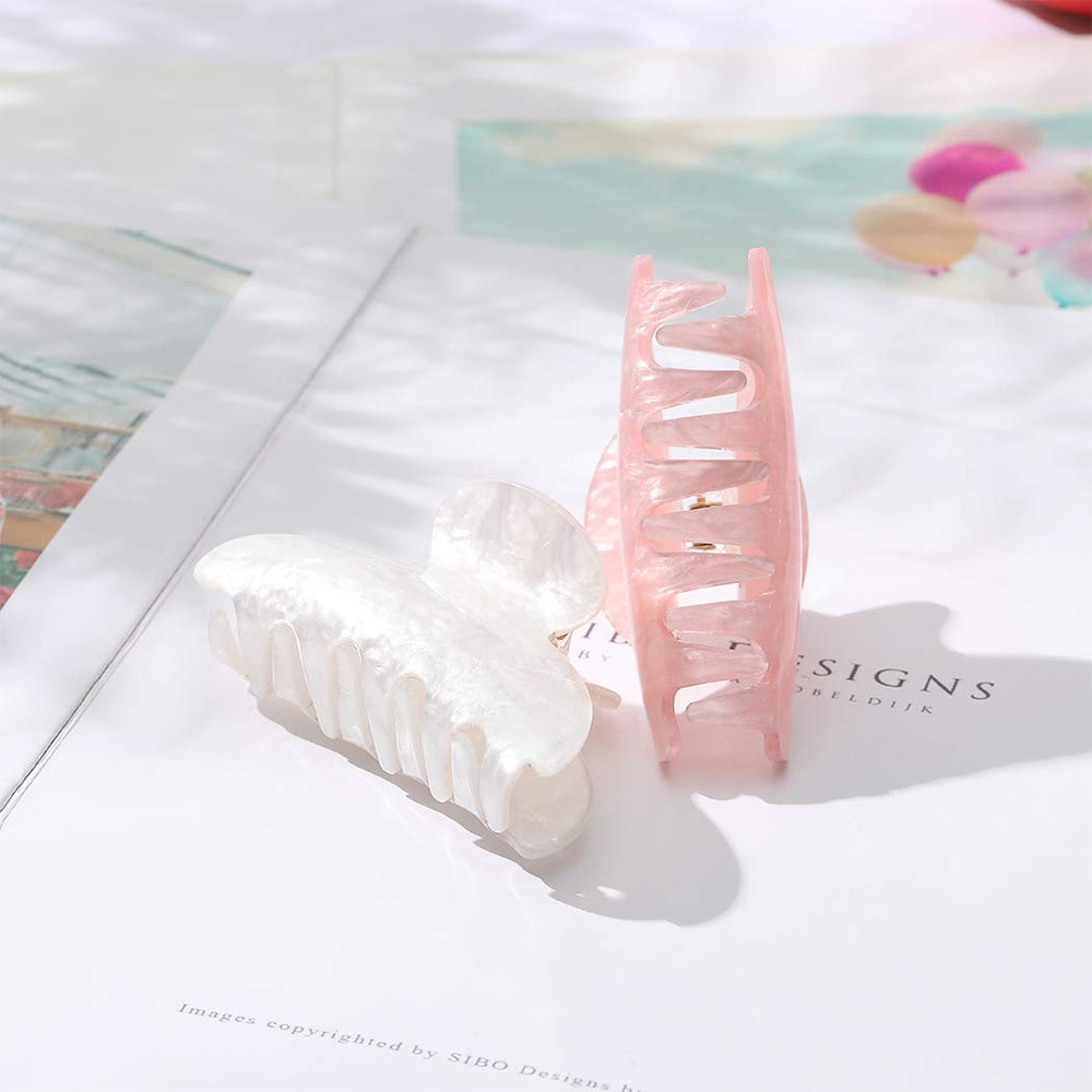 Brinie hair clips bathroom daily-use vignette shows easy handling.