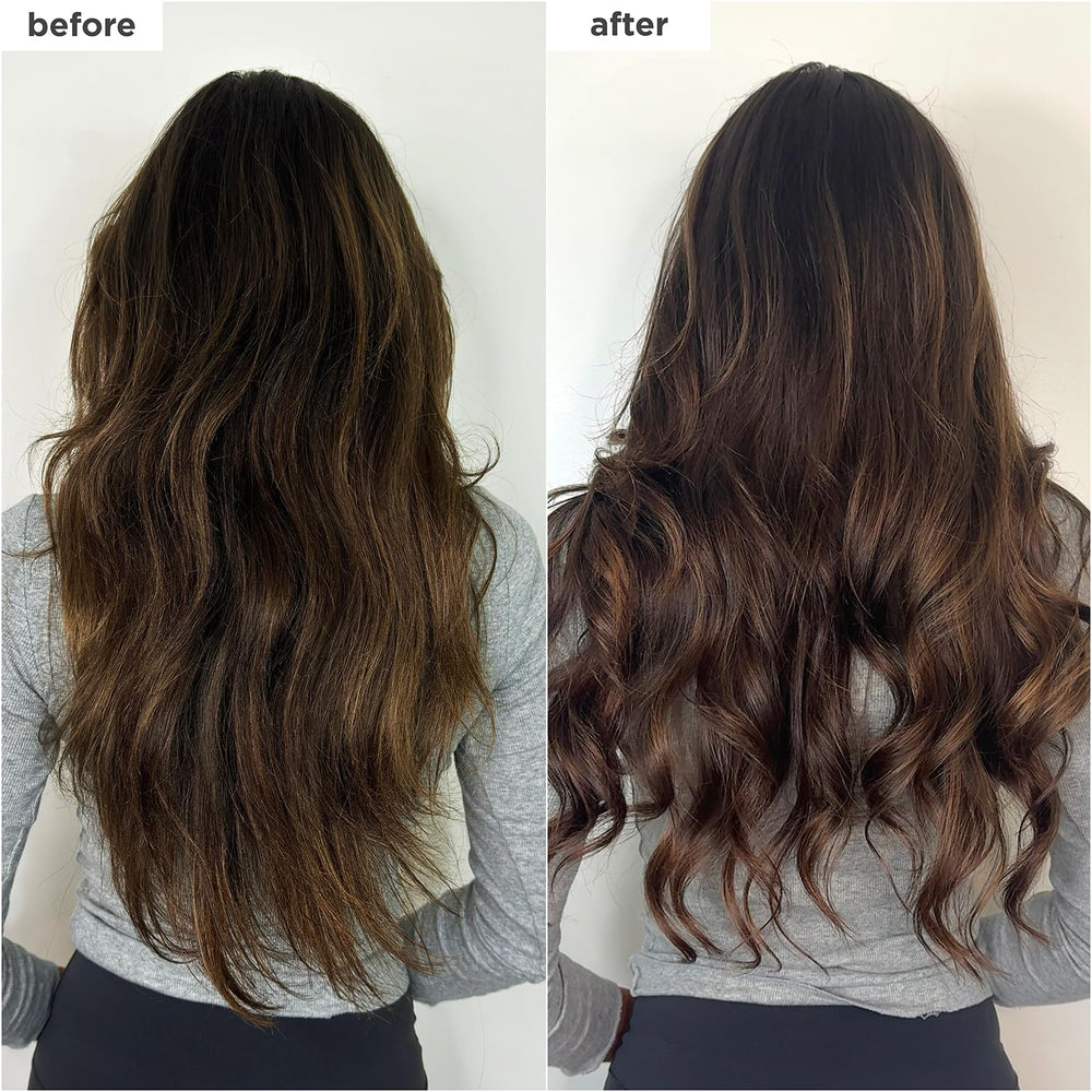 Briogeo Don't Despair, Repair! aplicación en cabello mojado genera espuma suave.