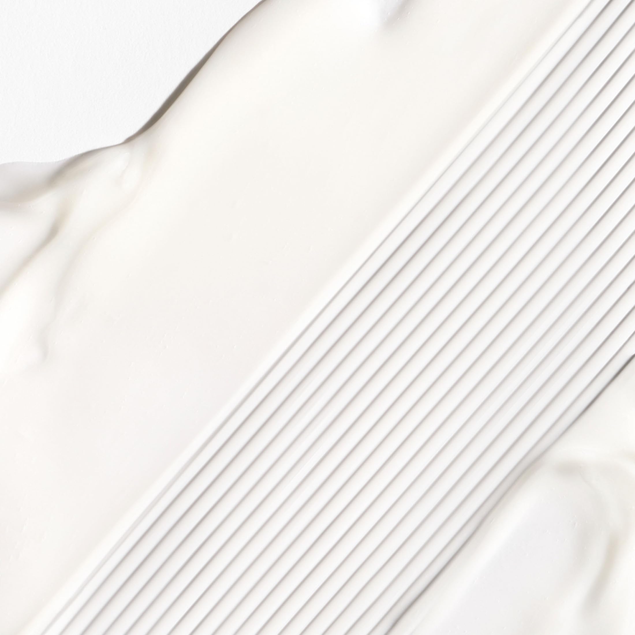 Briogeo Don't Despair: textura cremosa para aplicación suave y efectiva.