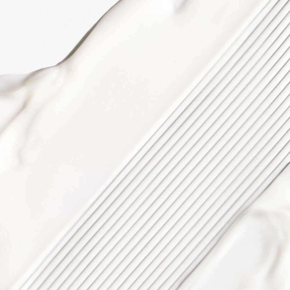 Briogeo Don't Despair: textura cremosa para aplicación suave y efectiva.