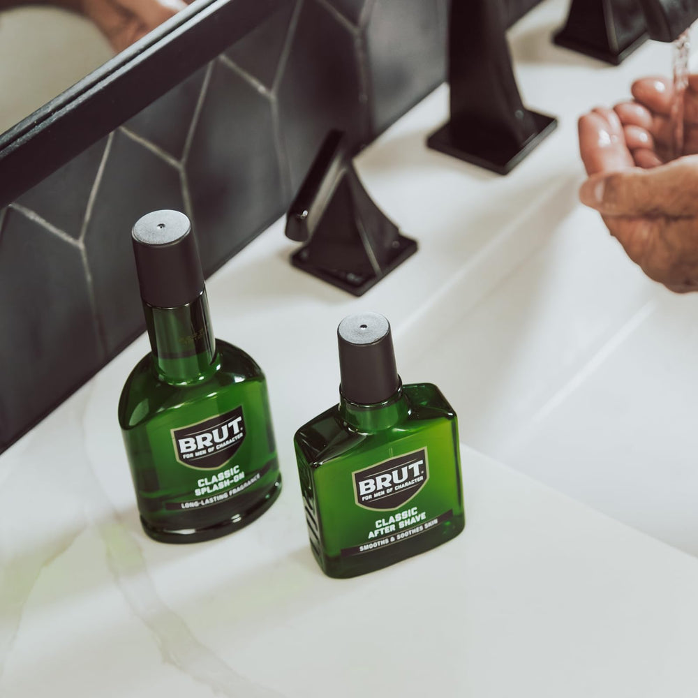 Long-lasting scent payoff helps you stay fresh throughout the day.