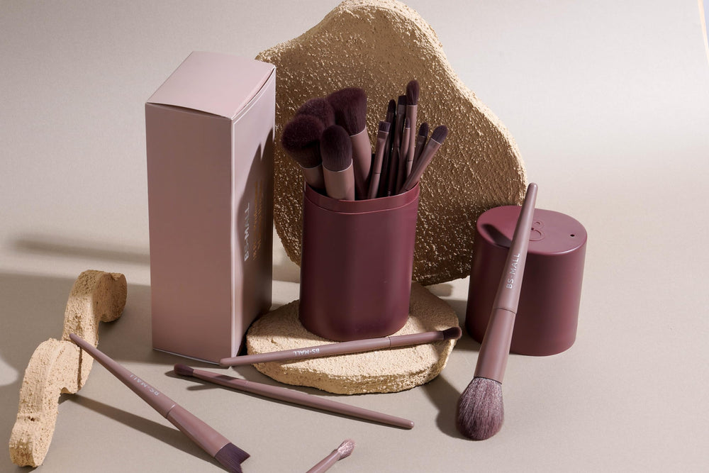 BS-MALL ergonomic handles enhance control during makeup application.