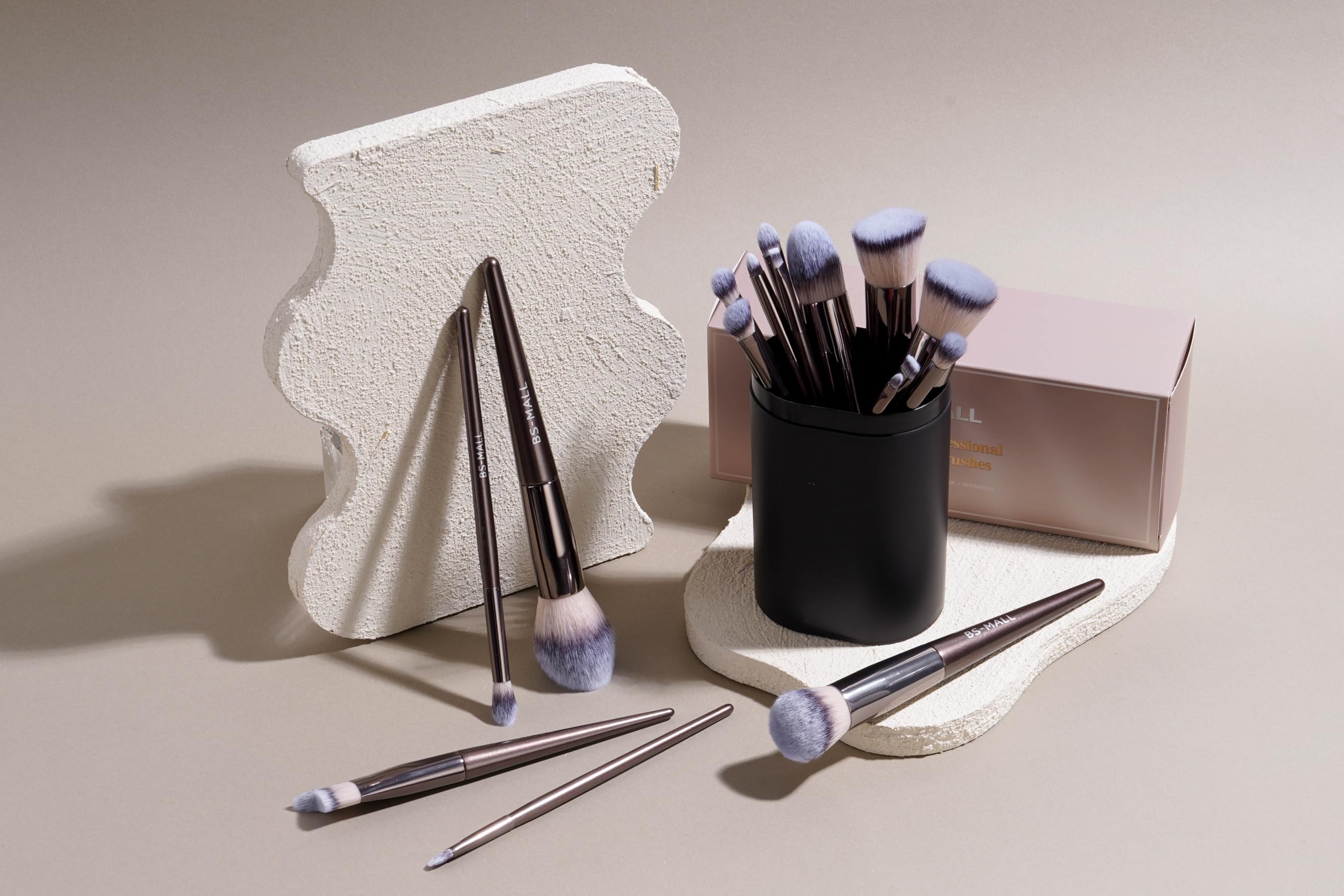 BS-MALL ergonomic handles enhance control during makeup application.