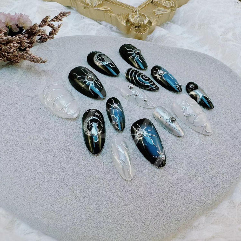 BSBTBZ uñas en forma almendra mediana con estilo de principios de los 2000