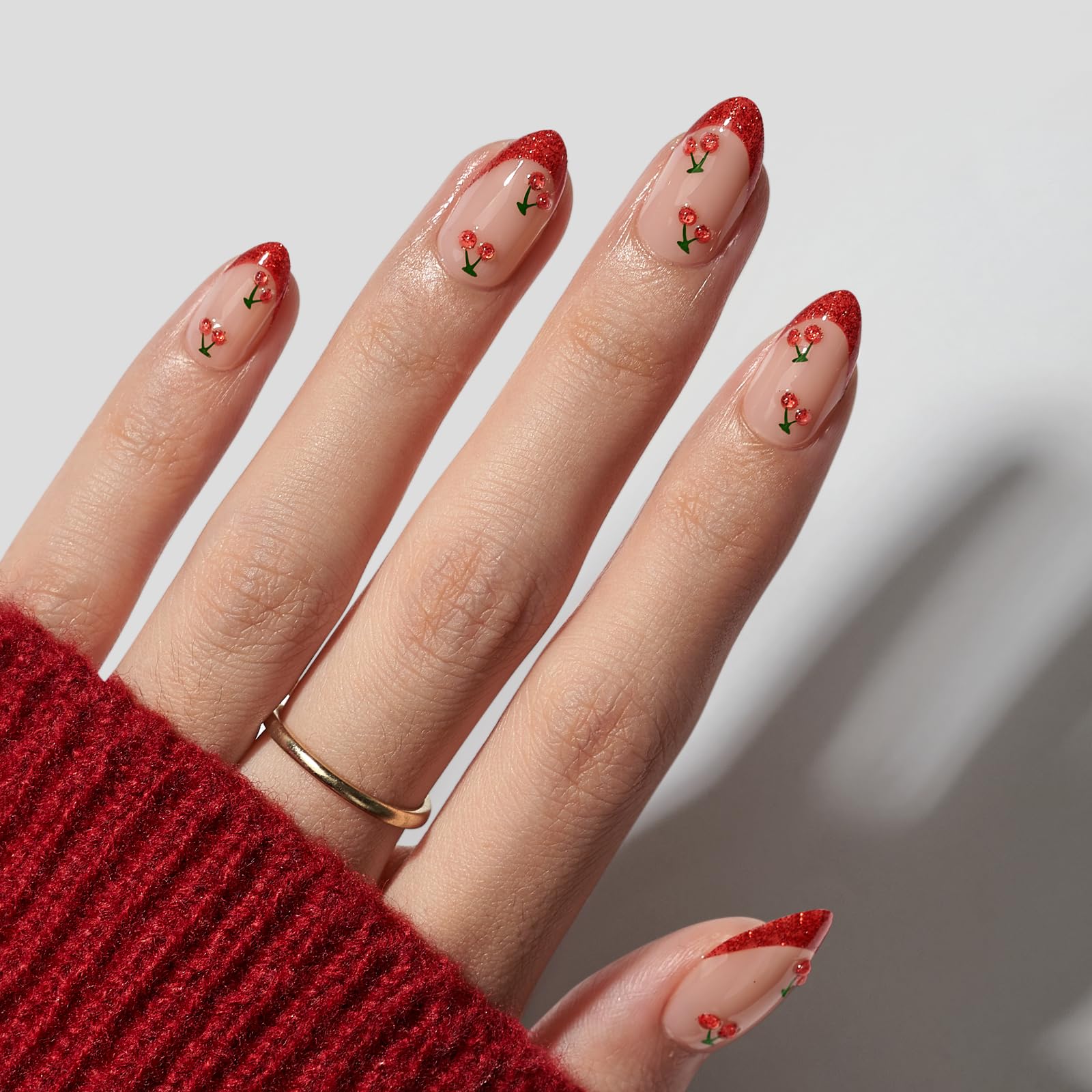 BTArtbox nail kit with 16 sizes ensures a precise fit.