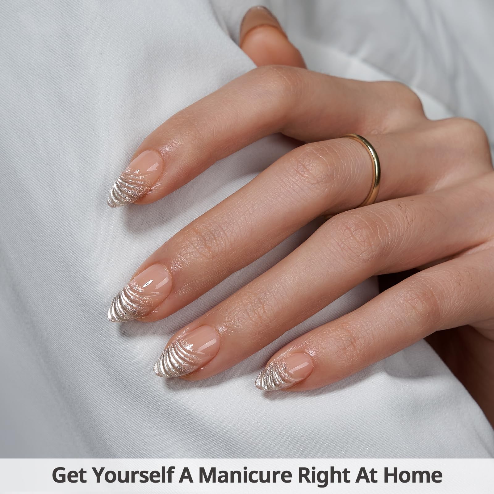BTArtbox short almond nails close-up showing natural look and comfortable wear.
