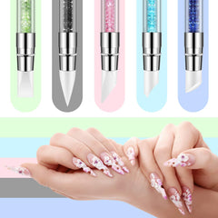 BTYMS silicone head brushes are easy to clean and reusable.