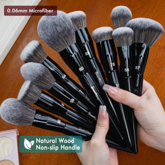 Bueart Design handcrafted wooden handles provide comfortable grip during precise blending.