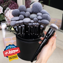 Bueart Design premium soft vegan brushes offer cloud-like touch for seamless makeup application.