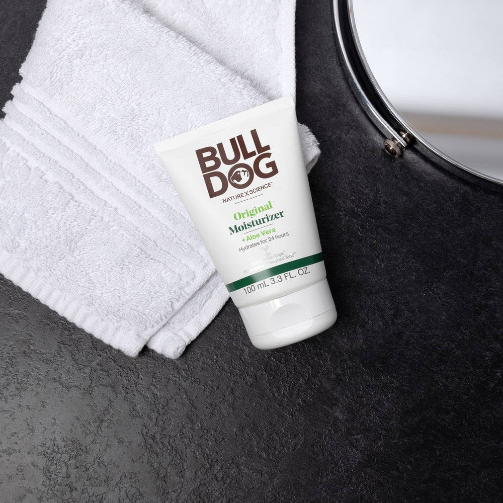 Bulldog Original Aceite Camelina: nutrición suave que equilibra la piel.