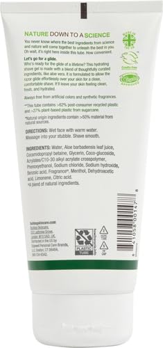 Bulldog Original Shave Gel ingredient Green Tea close-up emphasizing refreshment