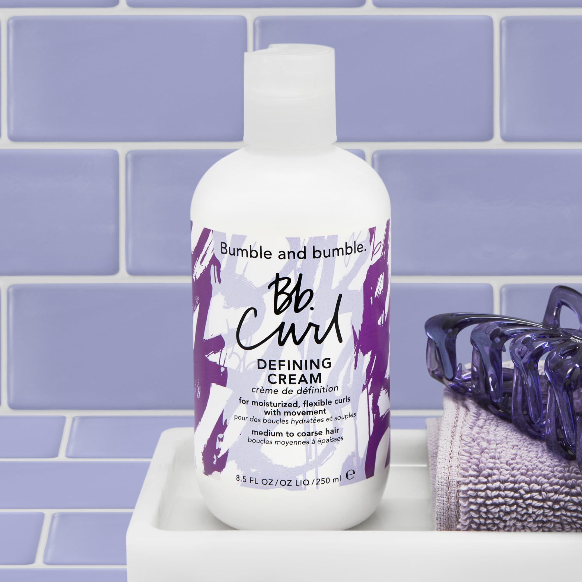 Bumble and bumble definición suave con control flexible de rizos.