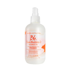 Bumble and bumble Hairdresser’s Invisible Oil bottle pour for lightweight frizz control