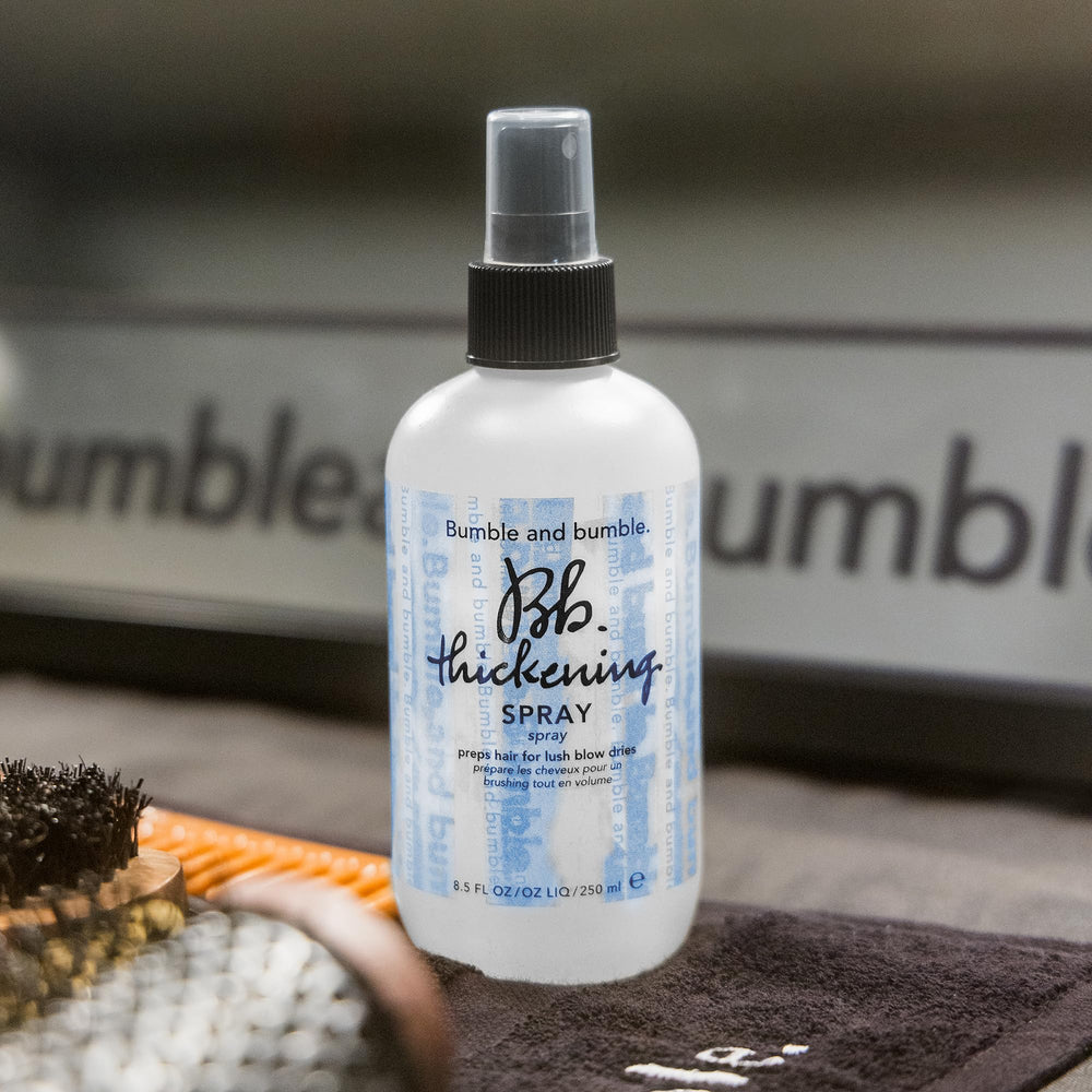 Bumble and bumble Thickening Blow-Dry Prep Spray fragrance notes provide a fresh, light aura.