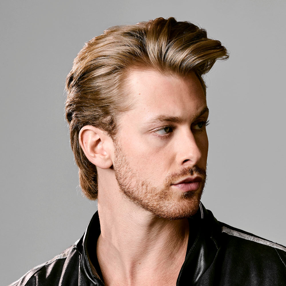 Bumble and bumble Thickening Blow-Dry Prep Spray lightweight texture aids quick styling.