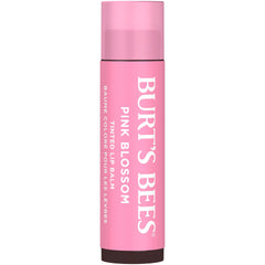 Aplicación sin espejo con Burt's Bees Rosa Flor para retoques rápidos.