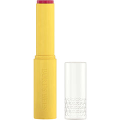 Burt's Bees núcleo de vitaminas C, E y F nutre los labios.