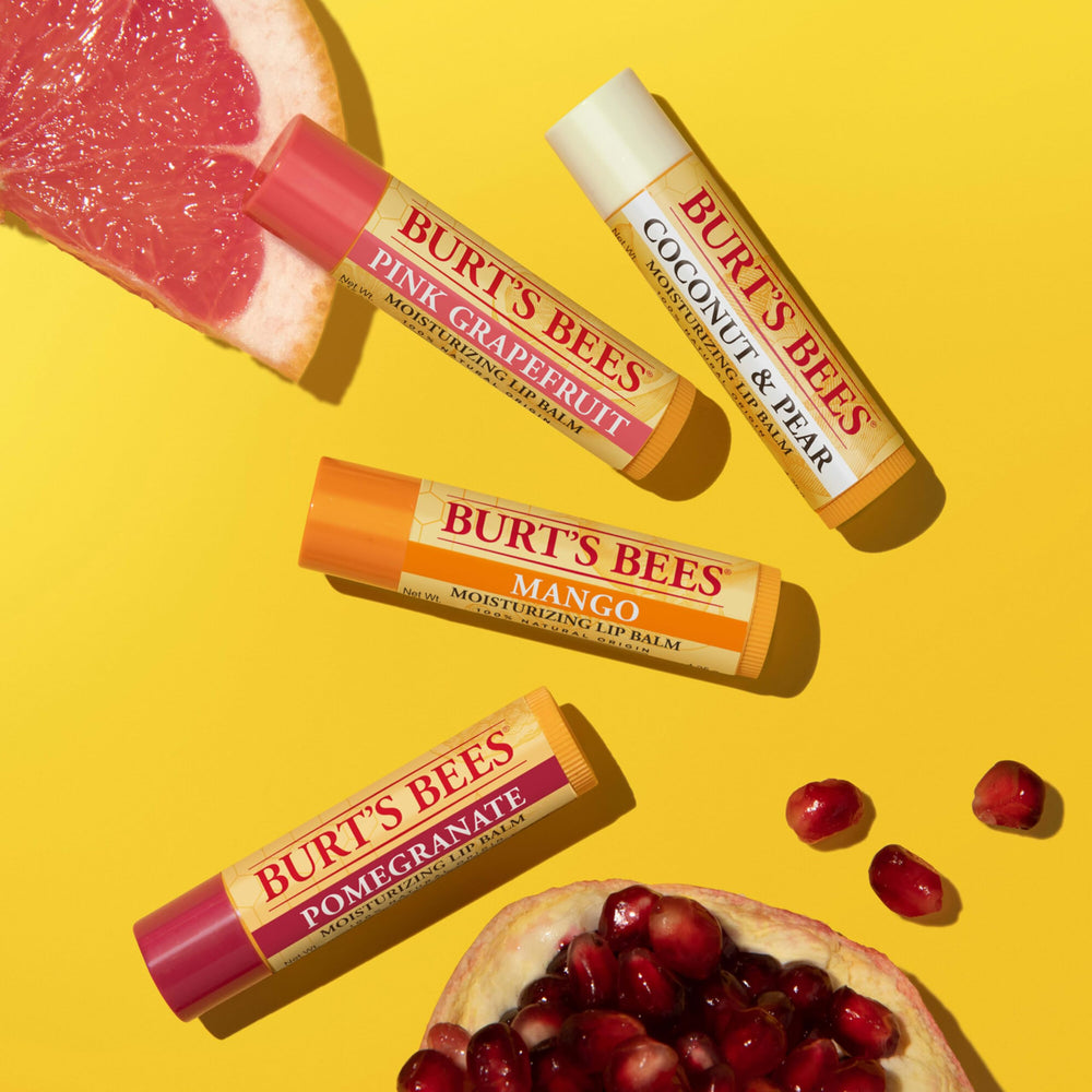 Burt's Bees Lip Balm Envase Portátil: perfecto para retoques fuera de casa.
