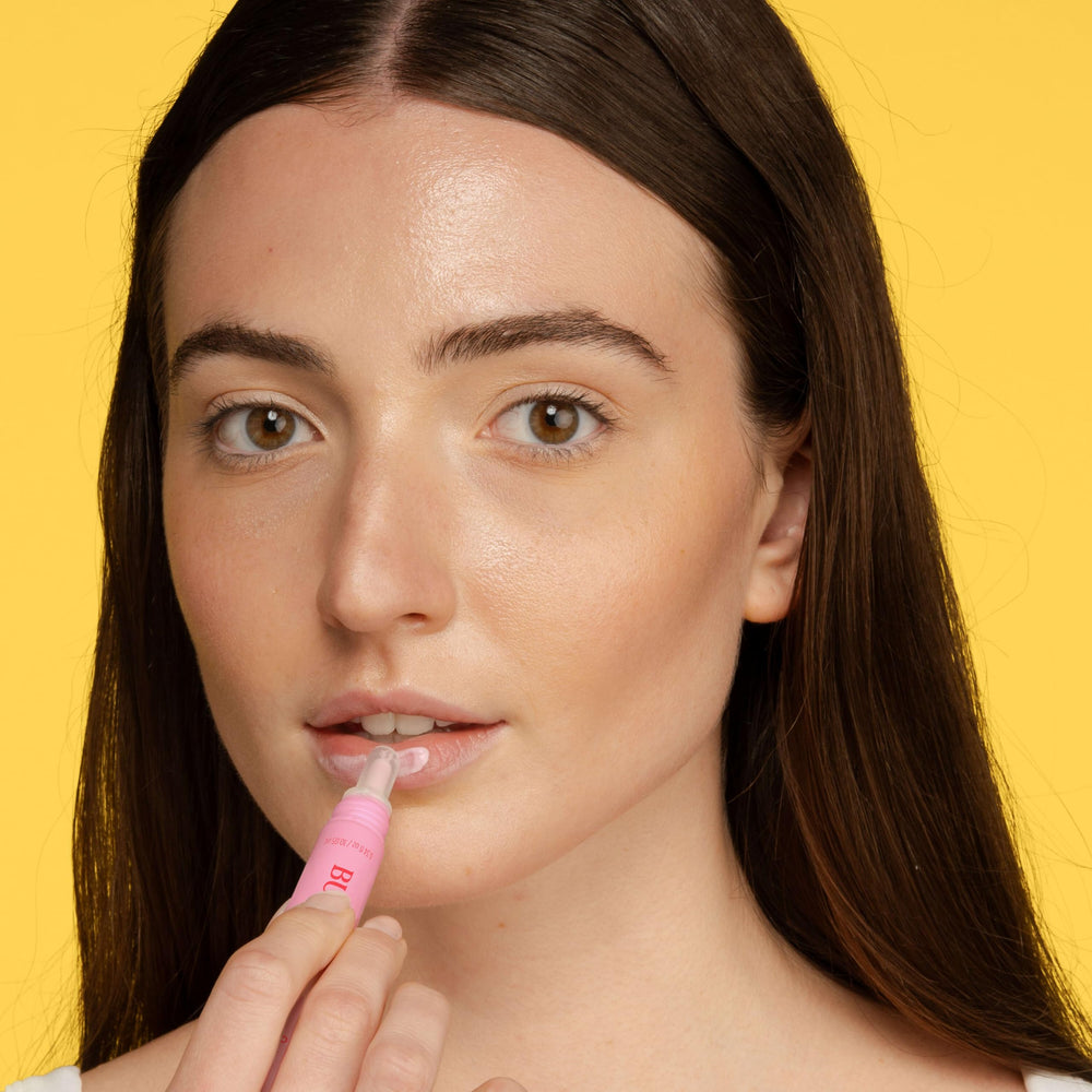 Burt’s Bees Lip Milk, absorción rápida sin pegajosidad.