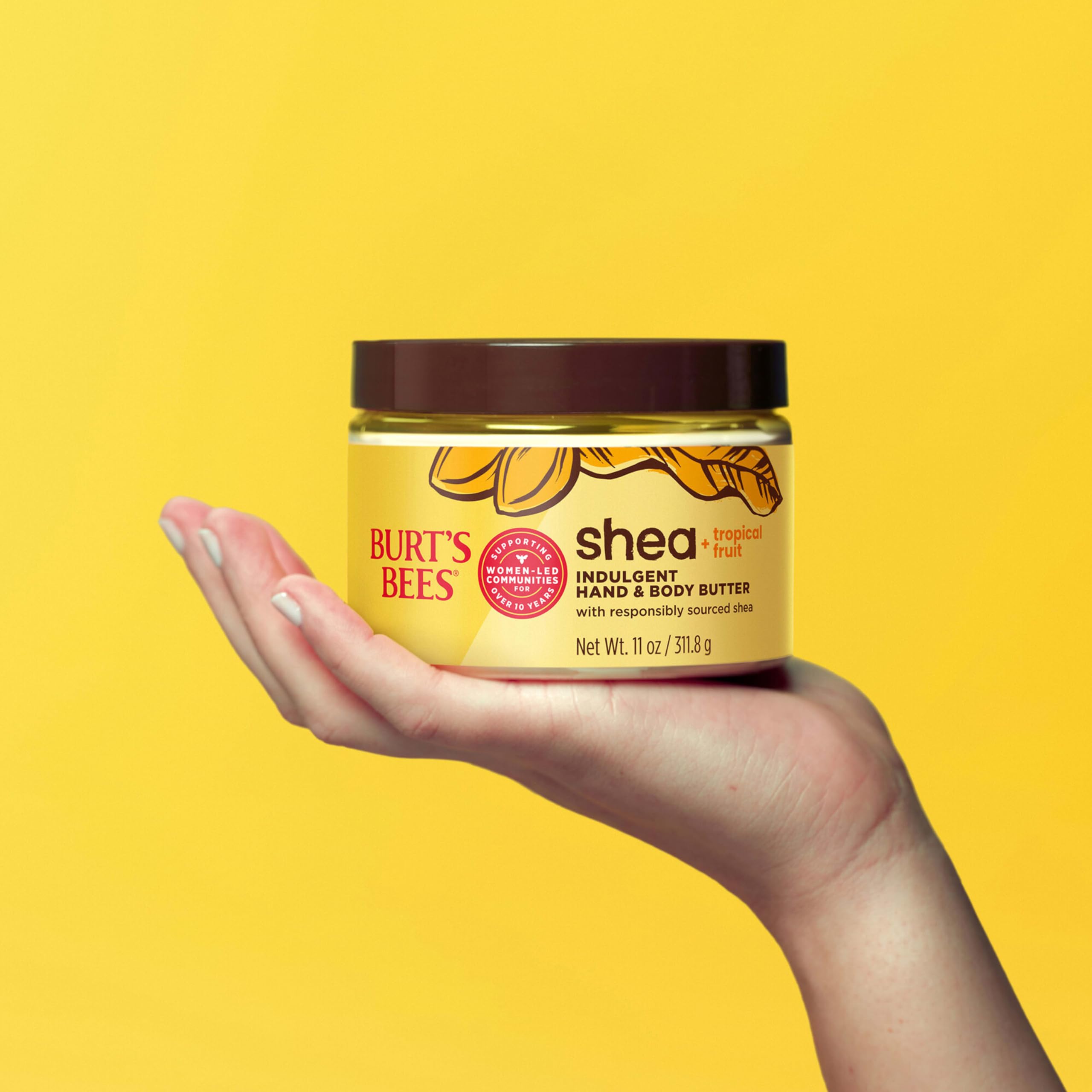 Burt's Bees origen natural 98.9%, opción segura.