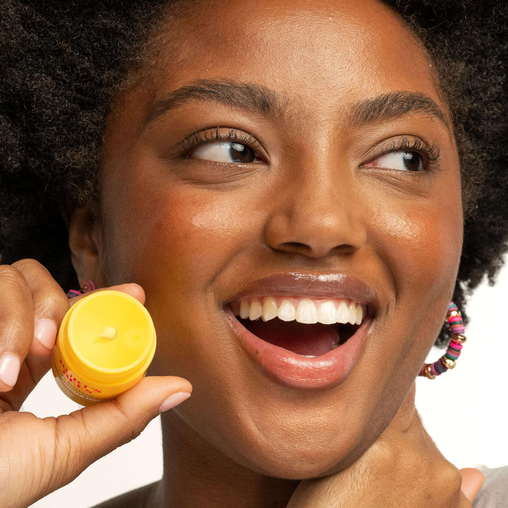 Burt's Bees Vanilla Honey Lip Butter creates a breathable barrier with beeswax