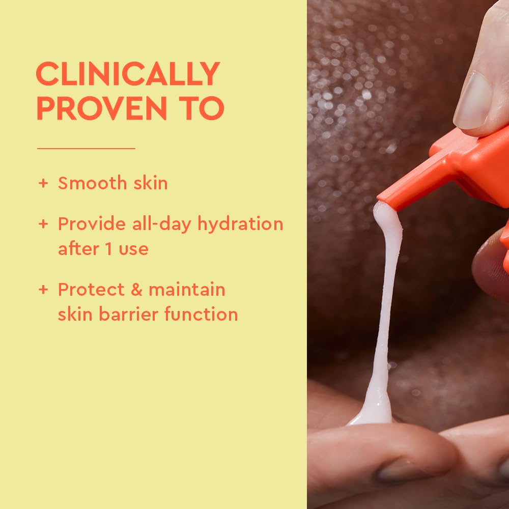 BYOMA exfoliante corporal vertido en bote mostrando consistencia suave